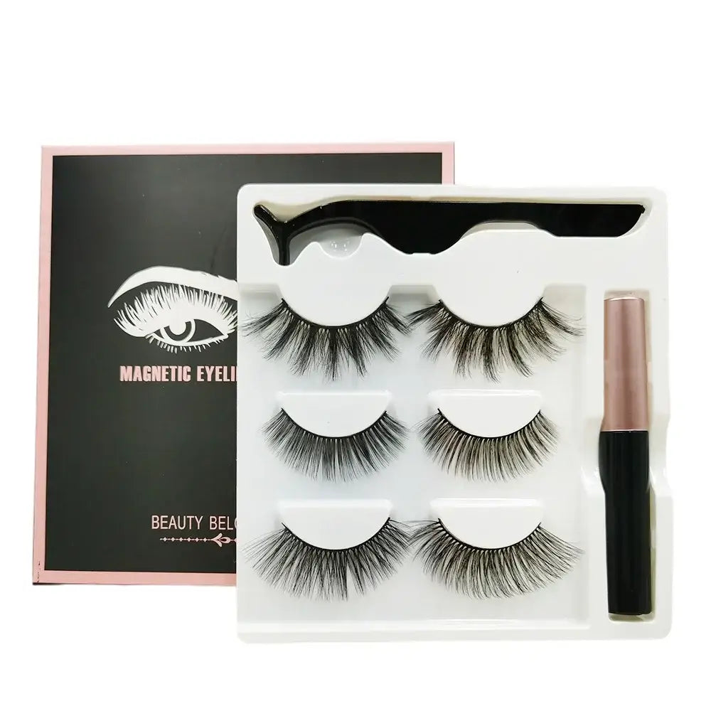 Magnetic eyelash set with three pairs of false lashes and eyeliner.