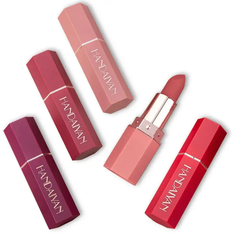 Collection of Handaiyan brand lipsticks in various shades of pink and red.